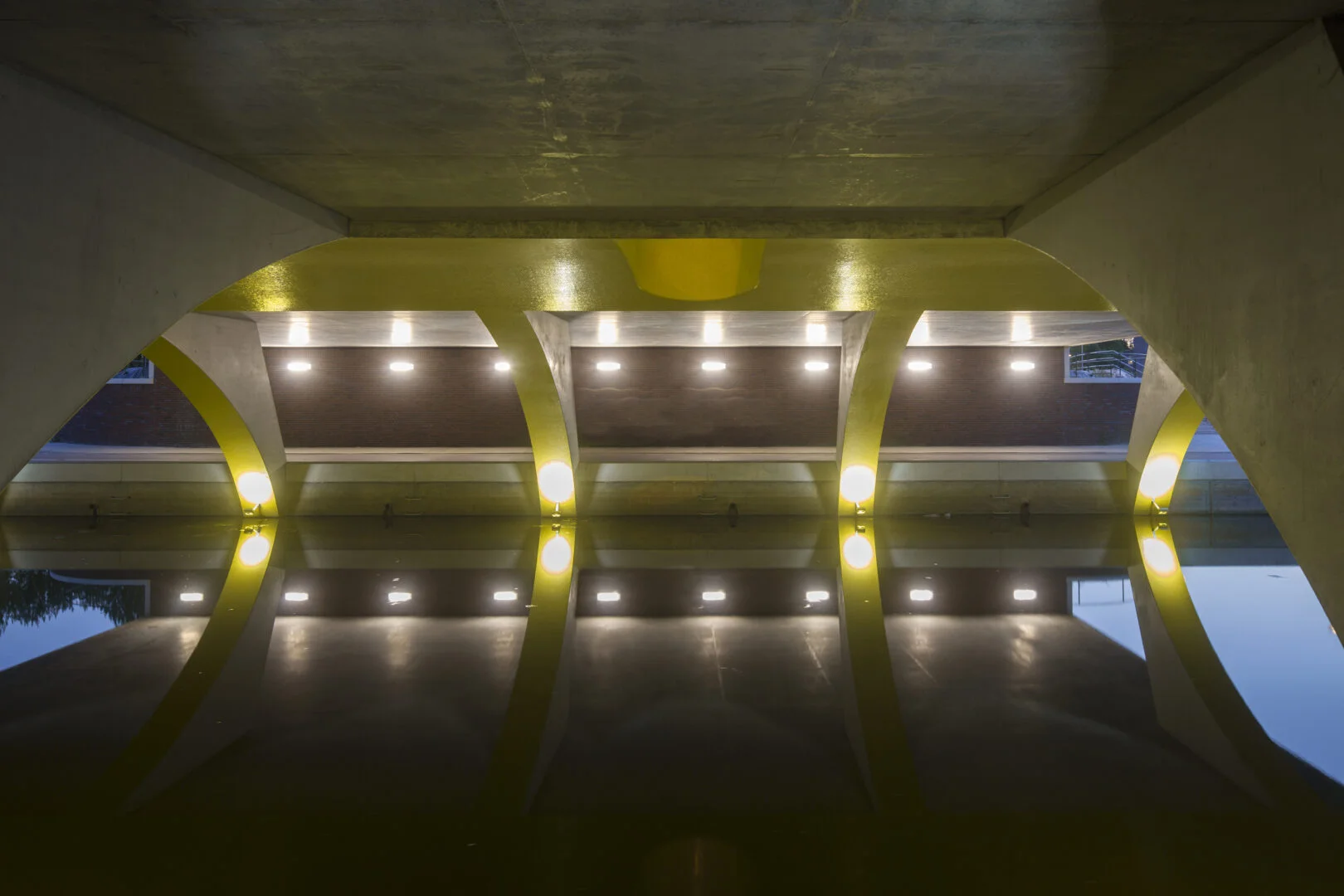 Singelbrug en Fietsonderdoorgang IJdoornlaan