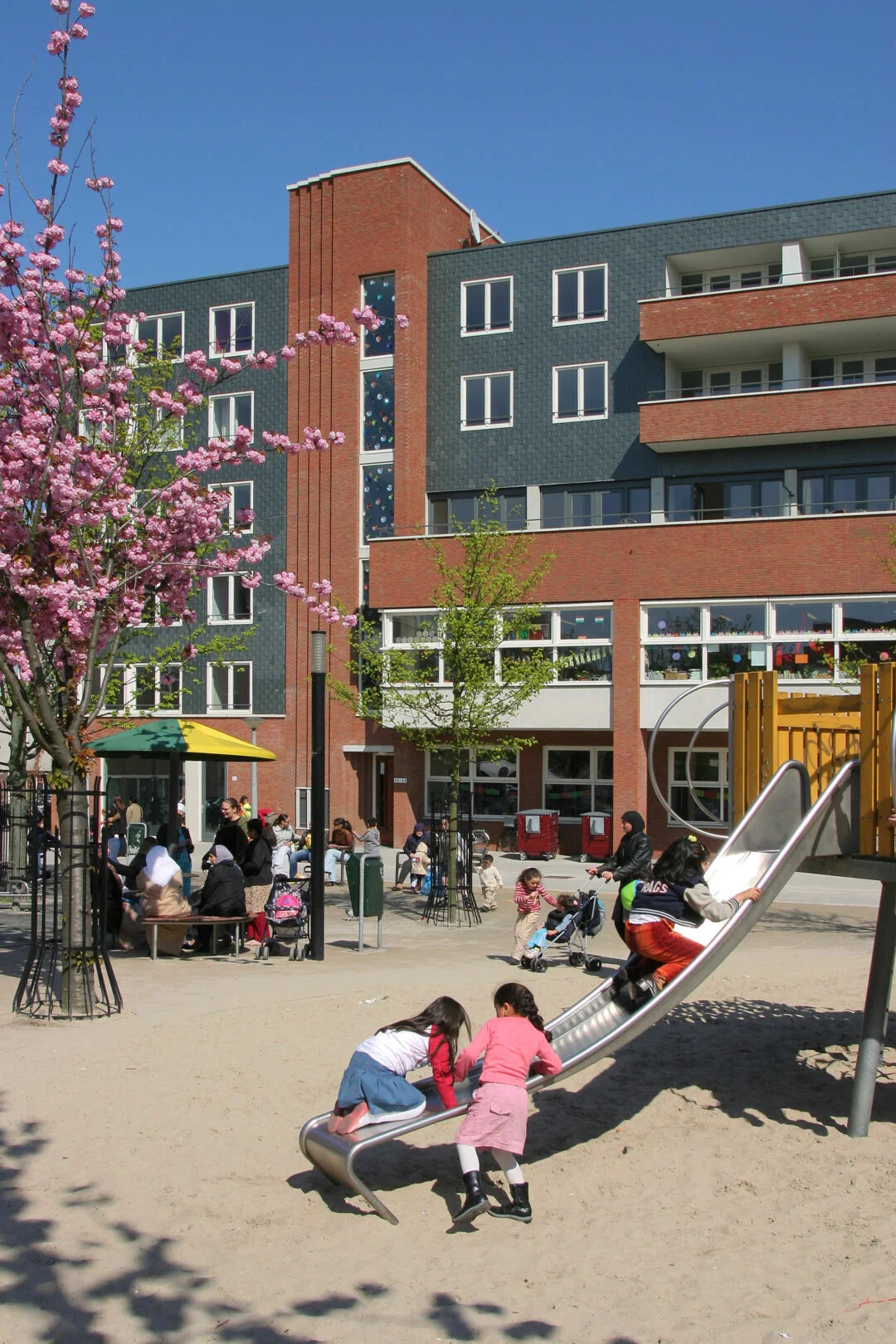 Woningen en school Balboaplein